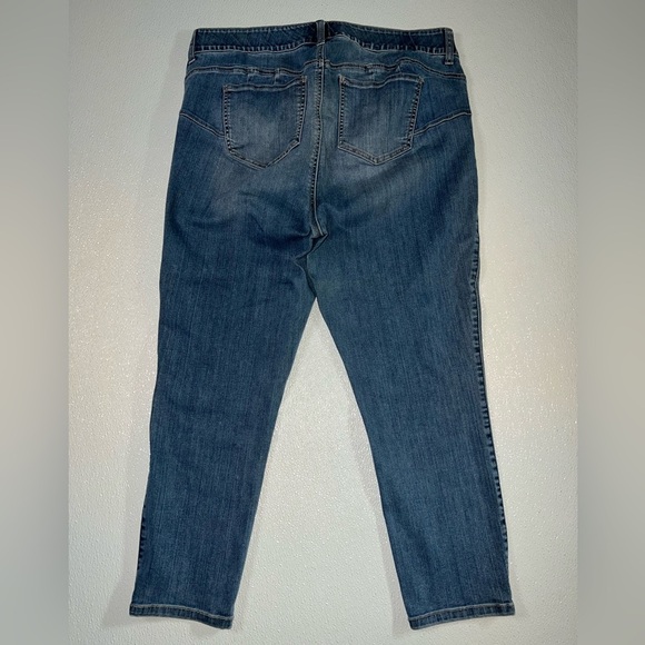 Torrid Bombshell Skinny Premium Stretch High-Rise Crop Jeans Size 18 - Picture 9 of 10